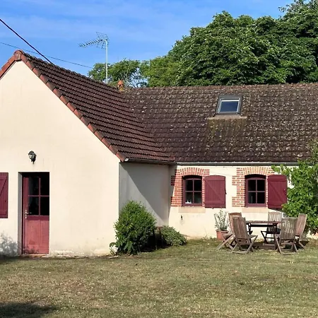 Holiday home Evasion Naturelle Pres De Moulins : Confortable Avec Jardin Et Poele A Bois - Fr-1-489-463