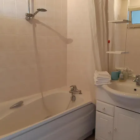 Confortable Proche Moulins Avec Jardin & Poele A Bois - Fr-1-489-463 *